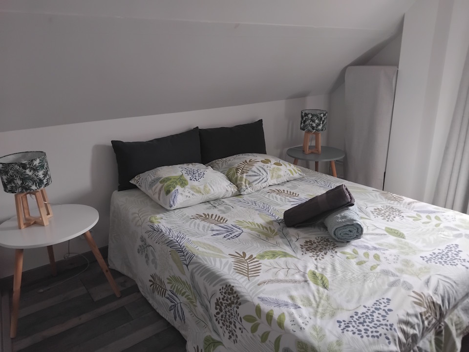 Chambre du gîte avec lit double